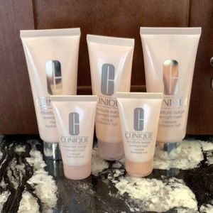 Clinique Moisture Surge Overnight Mask